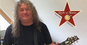 Mehr über den Artikel erfahren Corona vs. Coverszene