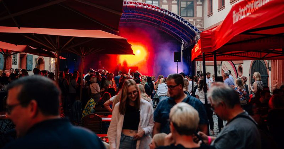 Mehr über den Artikel erfahren Sackgasse in Wiesentstraße führt zu ersten FOpen Air